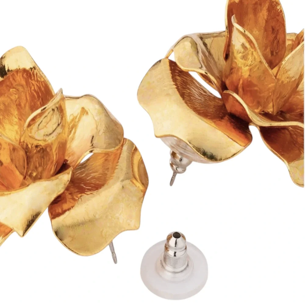 JENNIFER BEHR Tansy Earrings in Gold - Picture 4 of 12